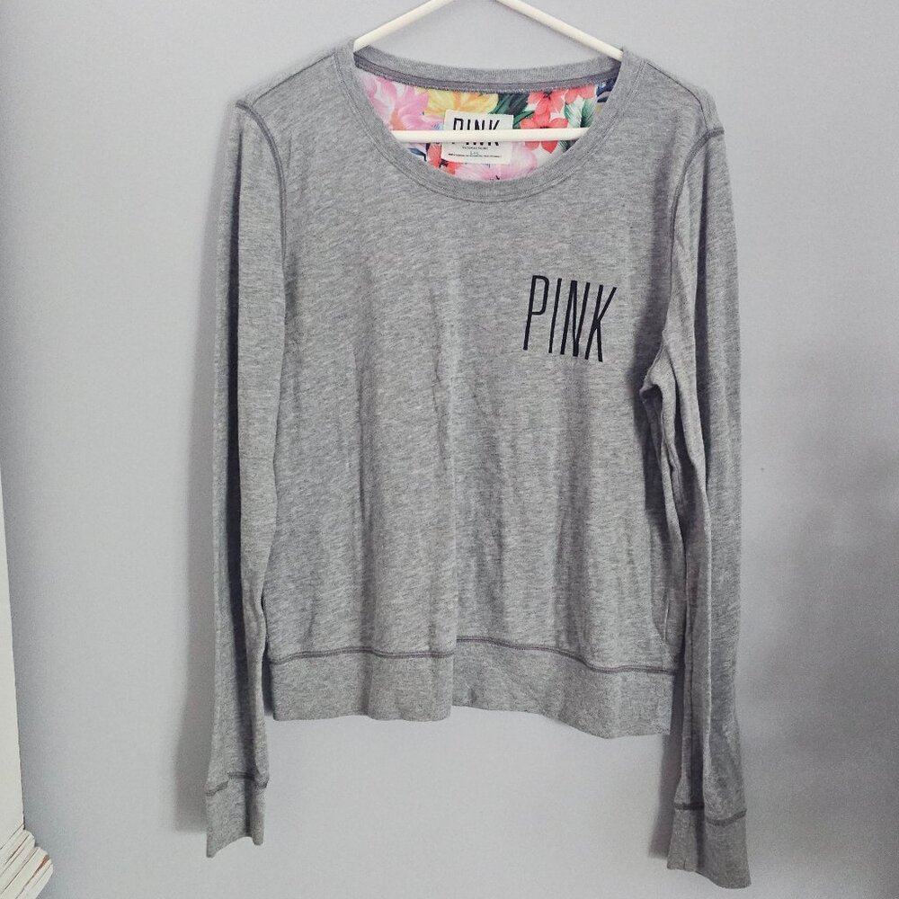 Victoria's Secret PINK Gray Long-Sleeve Tee